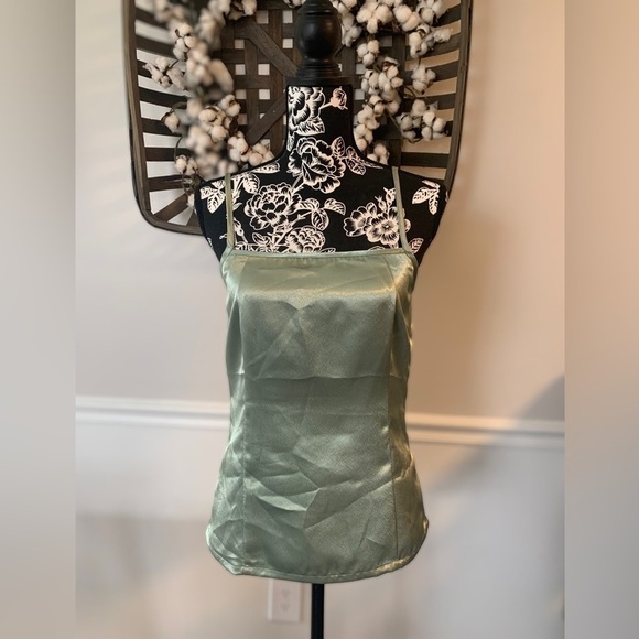Women's camisole tank tailor made light sage green silk like material undershirt - Picture 1 of 3